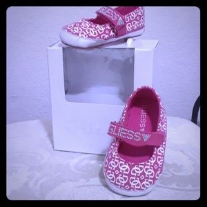 Guess Babygirl Maryjane crib shoes
